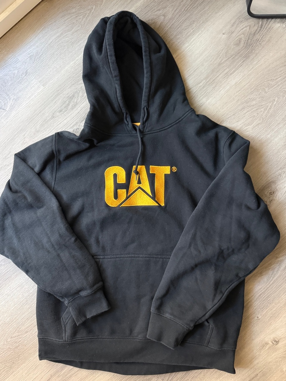 Men’s CATERPILLAR Black Hoodie with Yellow Logo - Heavyweight Pullover size XL